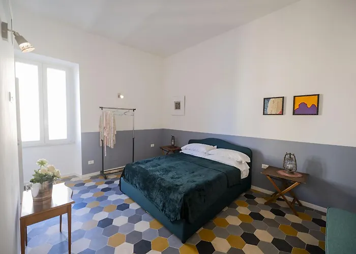 Eclectic Apartment In Trendy San Lorenzo