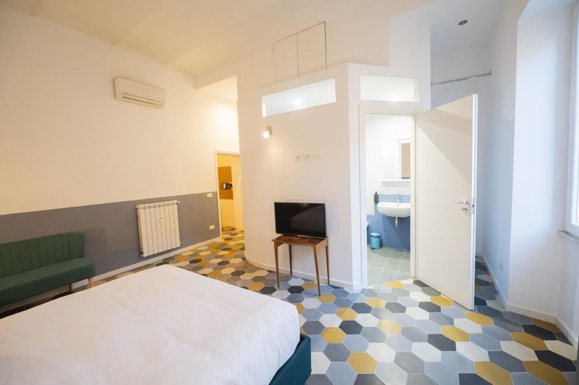 Eclectic In Trendy San Lorenzo * Rome